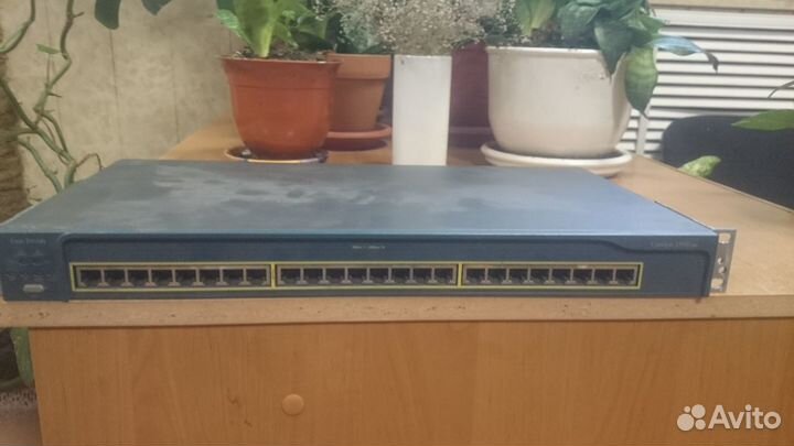 Коммутатор Cisco Catalyst 2950-24, 24-Port бу