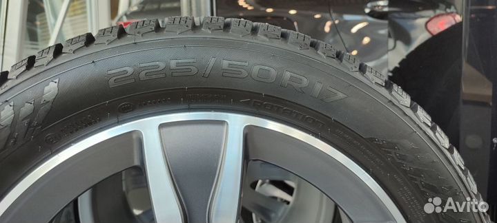 Колесо в сборе W205 225/50 R17/XL/98T Nokian