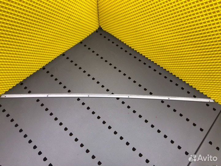 Накладка Mercedes-Benz S124 M102.963 1992