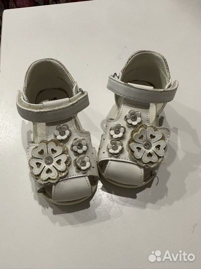 Босоножки для девочки (сандали)