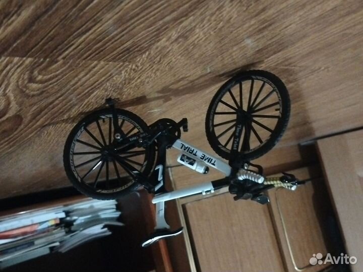 Игрушечный велосипед