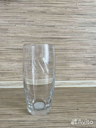 Обмен стакан вкусно и точка на голубой