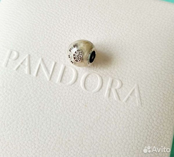 Браслеты и шармы Pandora