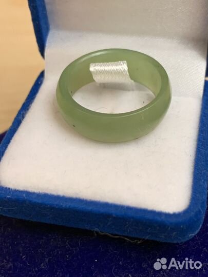 Нефритовое кольцо из СССР