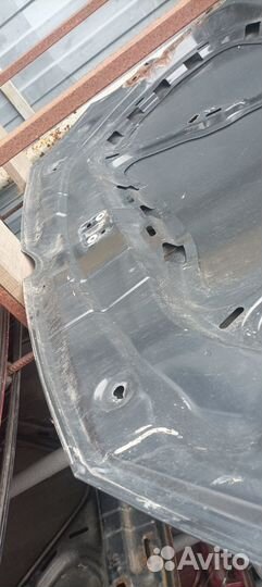 Капот VW Polo 5 Sed RUS до рестайлинг