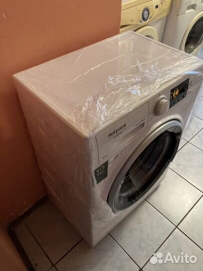Стиральная машина Hotpoint Ariston узкая