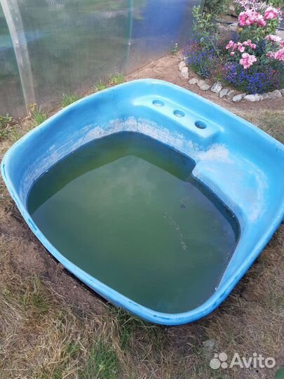 Емкость для воды пластиковая бу