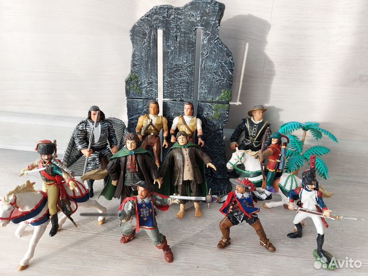 Schleich и др. Пираты, воины мира, индейцы