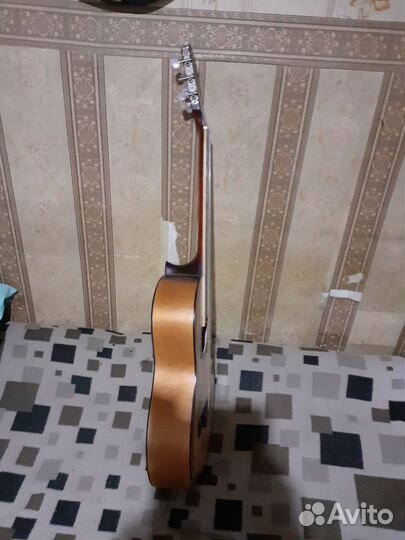 Класическая гитара