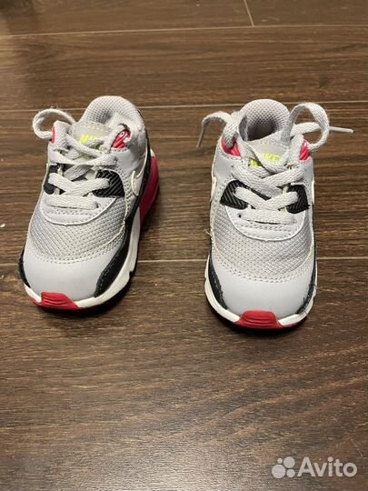 Кроссовки для девочки nike 21