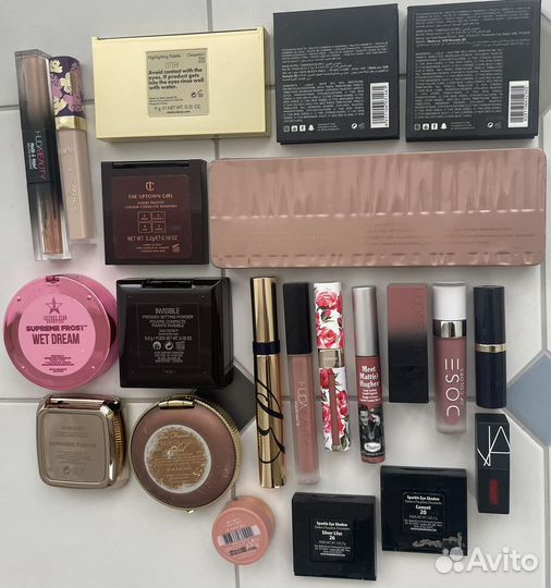 Набор косметики для визажиста