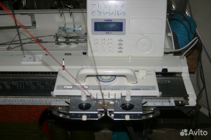 Электронную двухфантурную вязальную машину brother