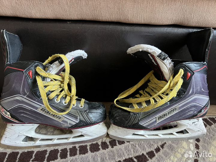 Хоккейные коньки bauer