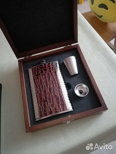 Фляга коньячная