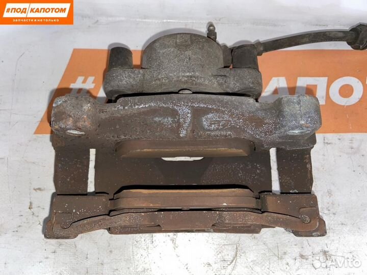 Суппорт тормозной передний правый Volvo S60 2 2012