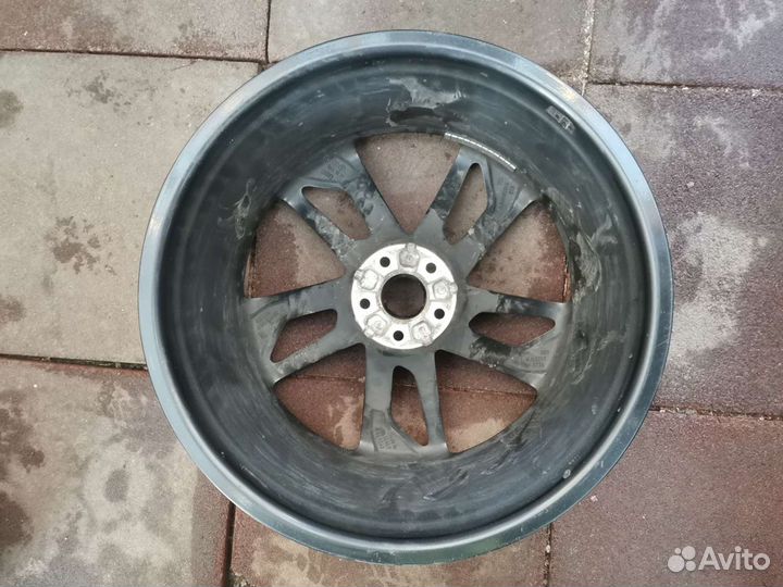 Диски R 22 Audi Q7. поштучно