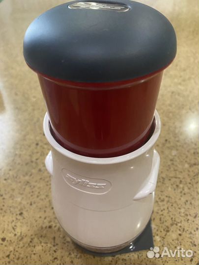 Измельчитель Zyliss Smart