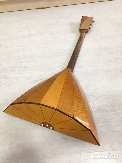 Балалайка прима новая