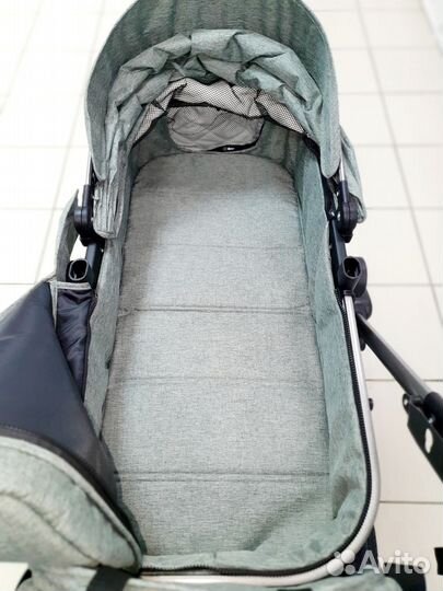 Коляска новая 2 в 1 luxmom 555