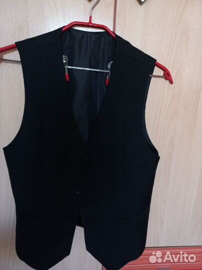 Жилет школьный на мальчика