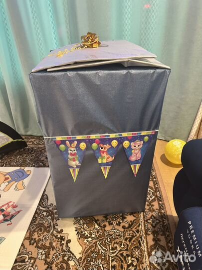 Подарочкая коробка упаковка