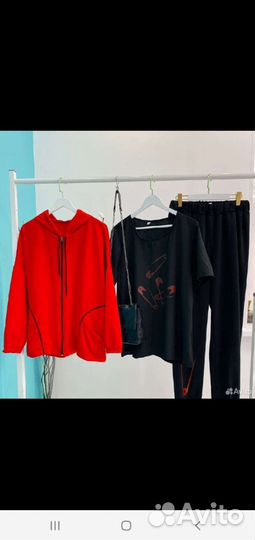 Спортивный костюм женский