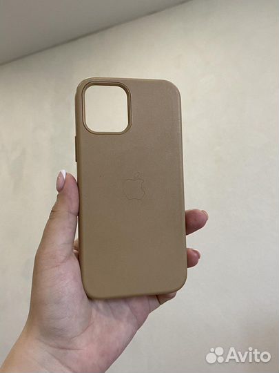 Чехлы на iPhone 12 pro