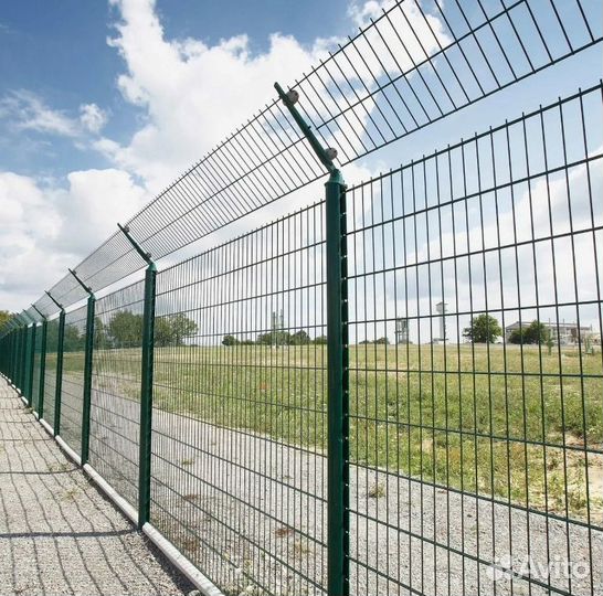 Забор из 3D сетки качественно качественно