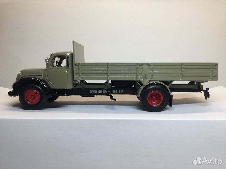 Модель Magirus S6500. Minichamps