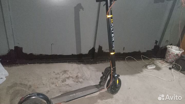 Самокат взрослый электрический бу