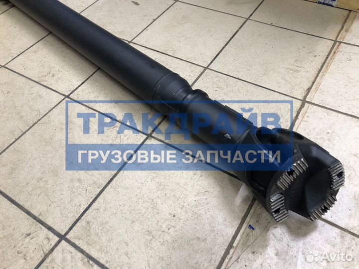 Кардан Ивеко Траккер передний