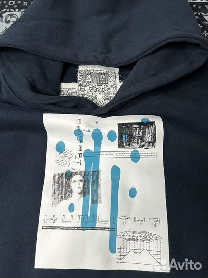 Худи cavempt на руках