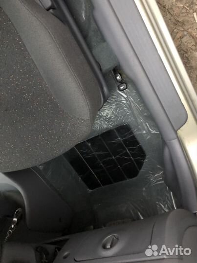 Сиденья на Хондай акцен