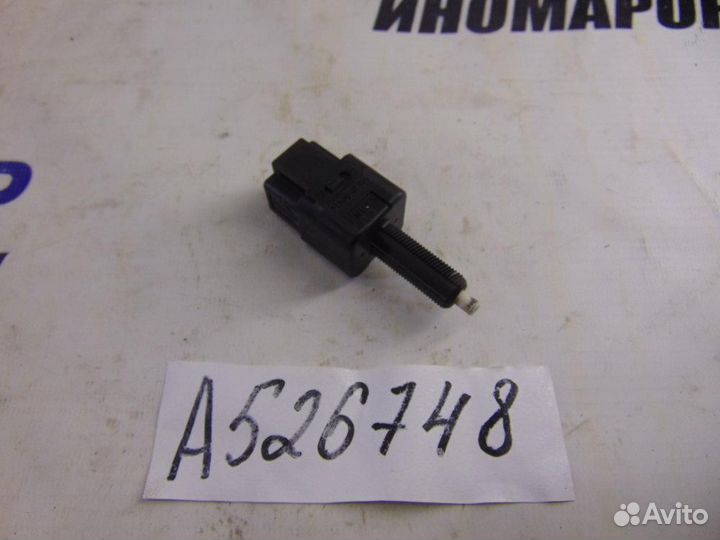 Датчик включения стопсигнала для Nissan X-Trail 1