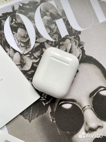 Наушники безпроводные apple airpods 1 б/у