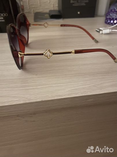 Солнцезащитные очки женские