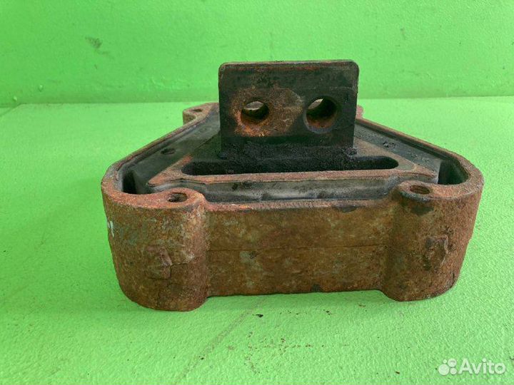 Подушка двигателя iveco stralis