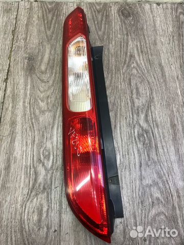 Фонарь задний левый Ford Focus 2 хетчбэк 5-ти дв