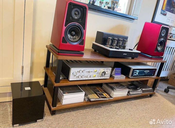 Стойки многоуровневые большие для аудиоаппаратуры