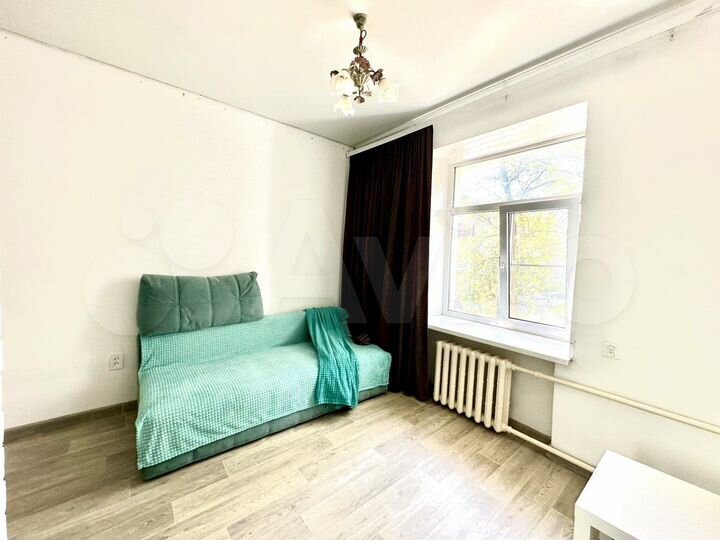 Комната 18 м² в 1-к., 2/4 эт.