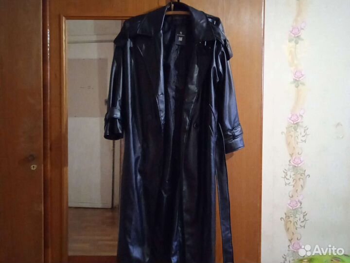 Кожаный плащ тренч