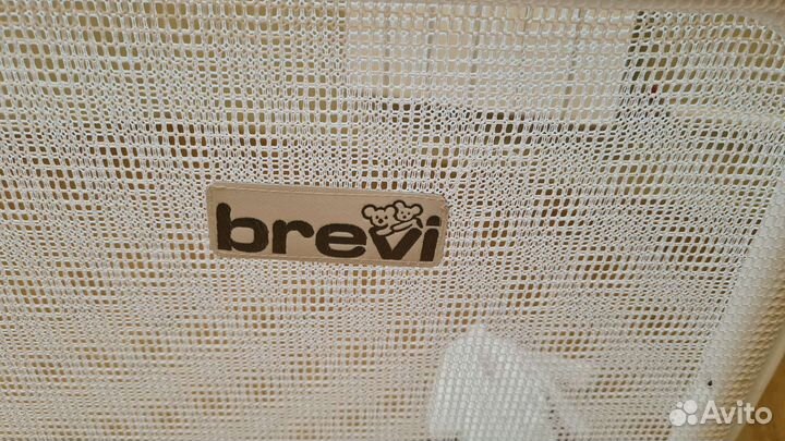 Защитный бортик для кровати