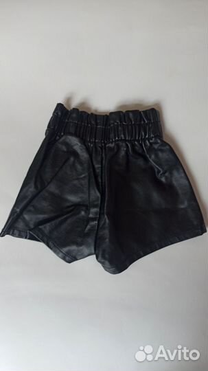 Кожаные шорты для девочки