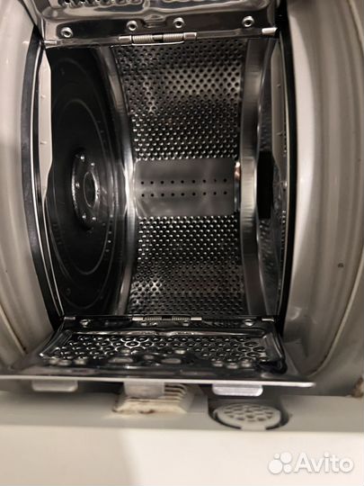 Стиральная машина с вертикальной загрузкой