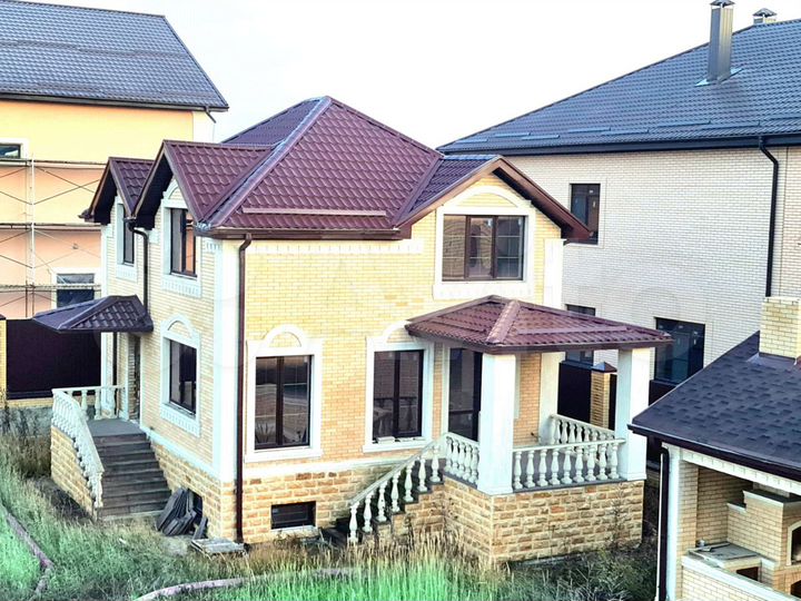 Дом 390 м² на участке 16 сот.