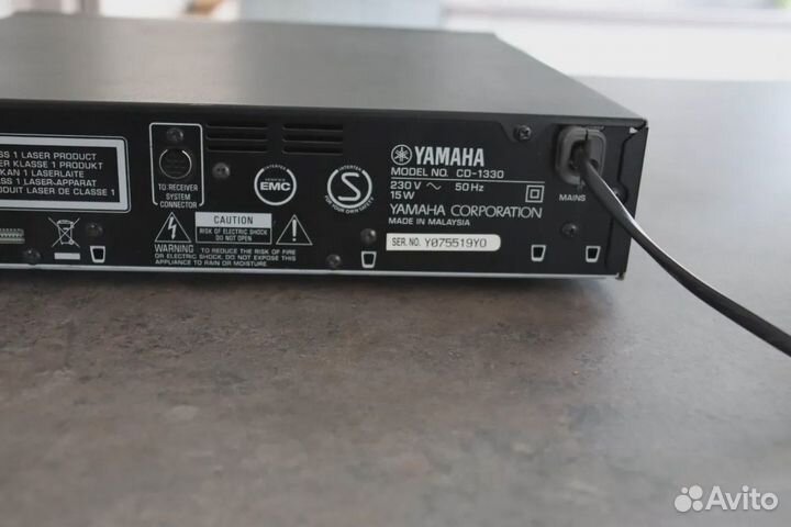 CD плеер Yamaha