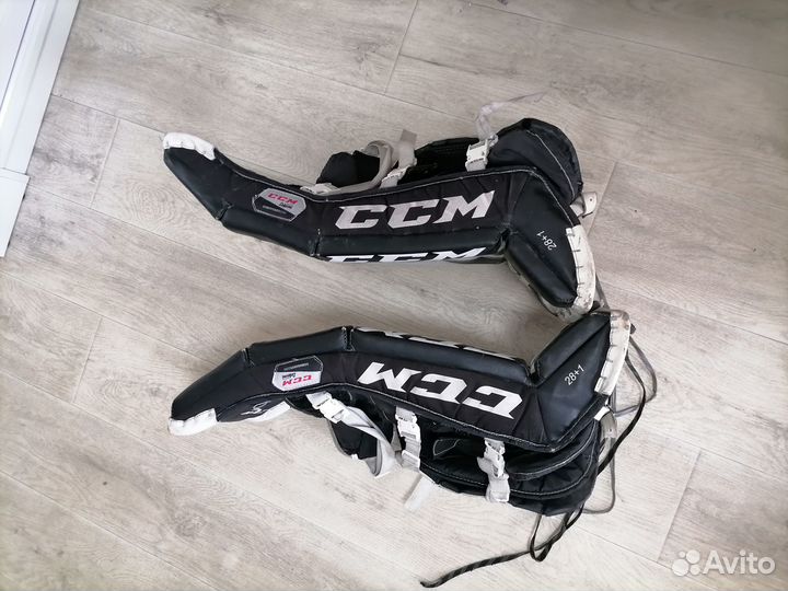 Защита вратаря хоккей. Щитки, ловушка, блин