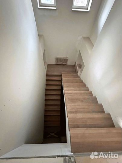 Обшивка бетонной лестницы/лиственница/ под размер