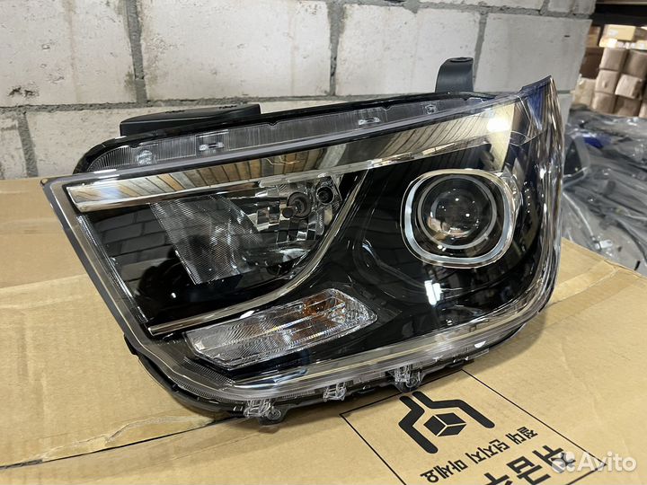 Фара hyundai grand starex 92101-4H600