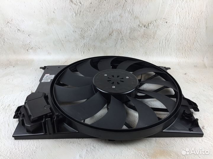Вентилятор охлаждения двигателя Mercedes CL C216